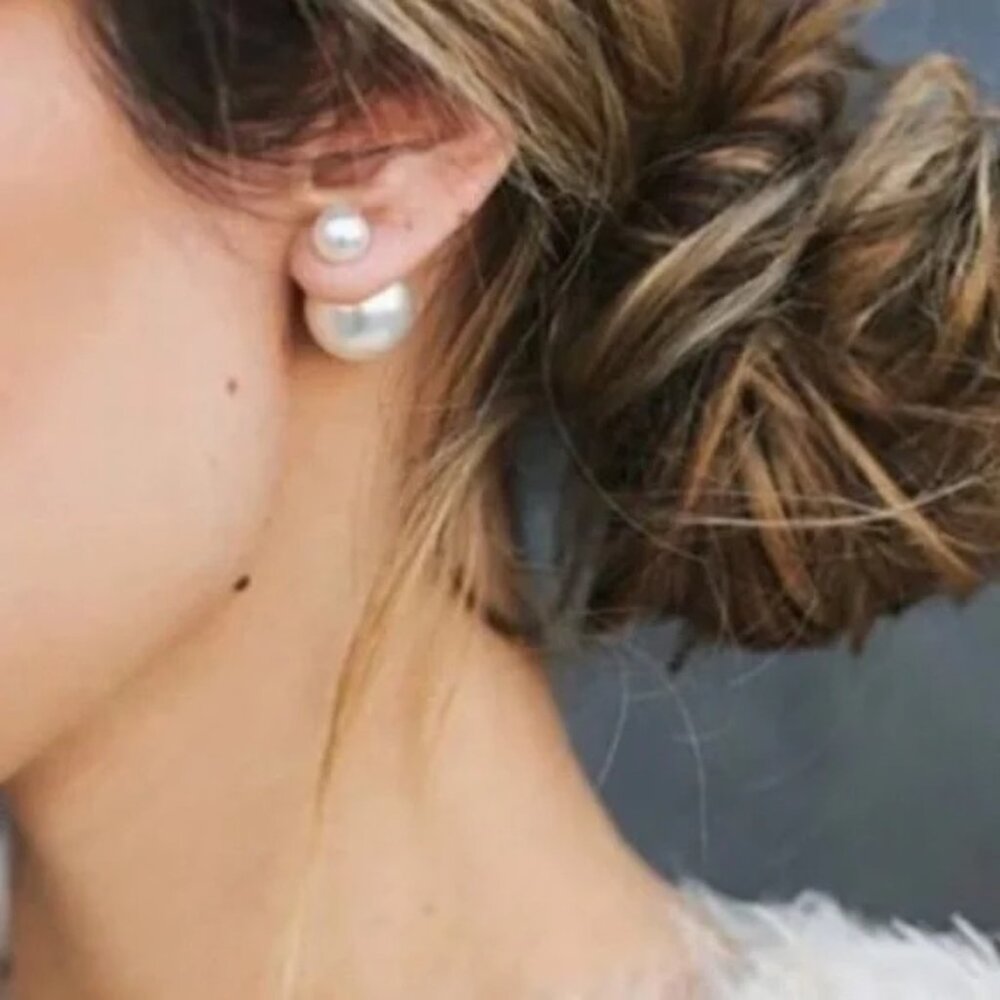 Maya Double Sided Post Pearl Earrings - Picture 3 of 3